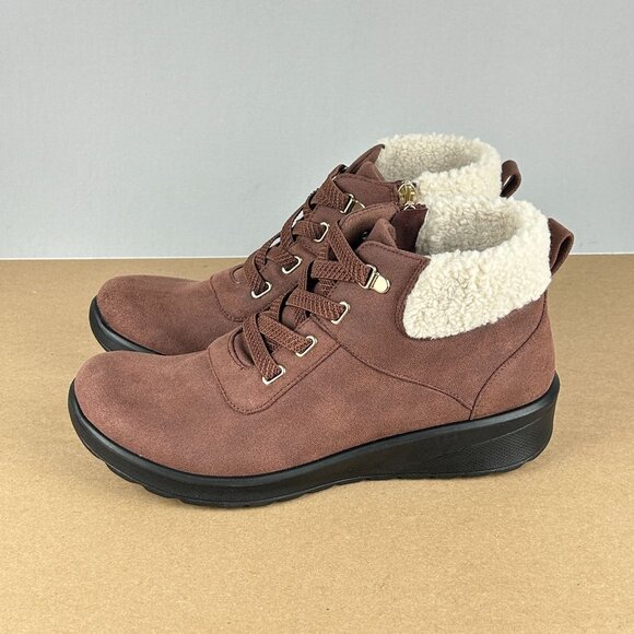 Bzees Garner Faux Fur Ankle Boots Womens 11 Brown Elastic Lace Pull On - Picture 1 of 10